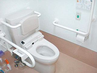 グループホーム諏訪形／諏訪形デイサービスセンター(長野県上田市) トイレ